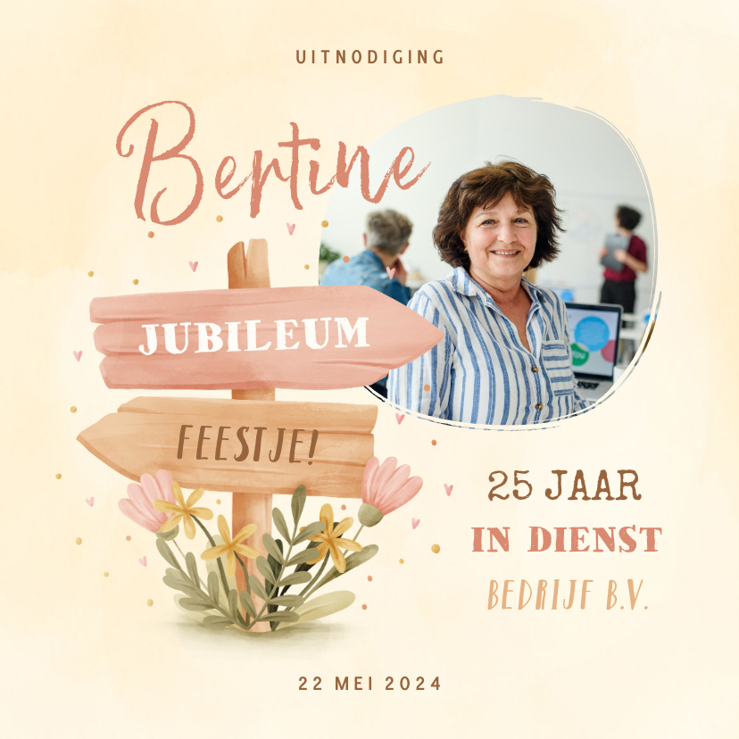 Jubileumkaarten - Jubileumkaart met foto, wegwijzer en bloemen 25 jaar