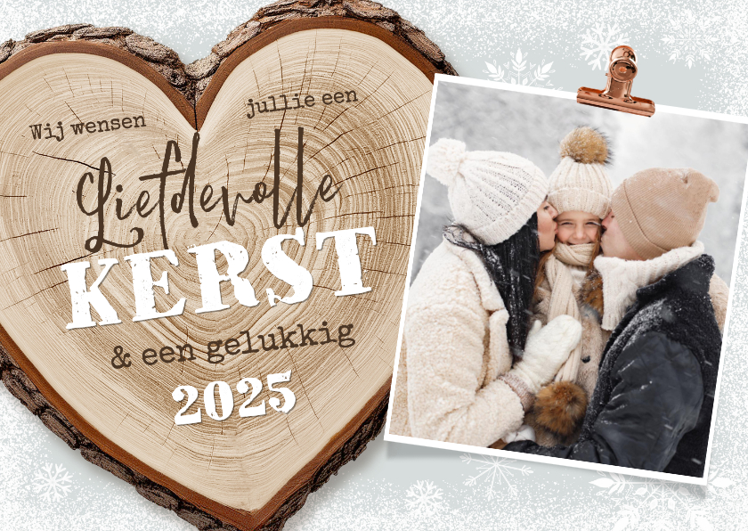 Kerstkaarten - Kerstkaart winter liefde hart hot boomstam foto