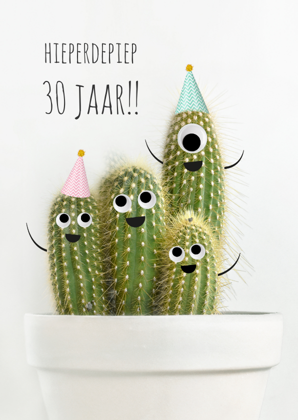 Verjaardagskaarten - Verjaardagskaart met vrolijke cactussen met ogen en hoedjes